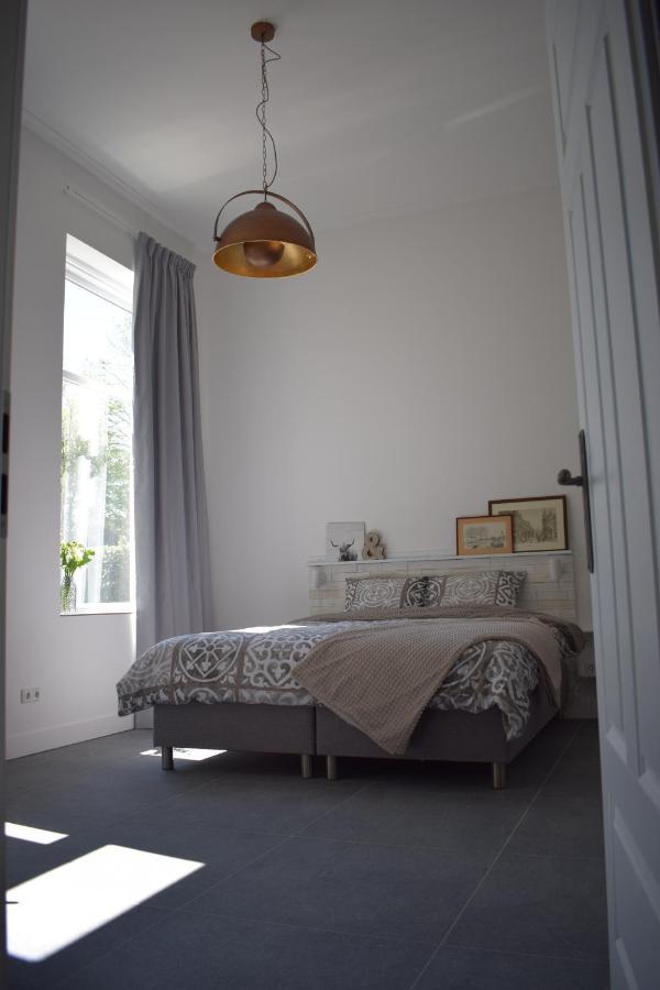 Bed and Breakfast "In De Kloosterhof" Gratis Prive Parkeren Ассен Экстерьер фото